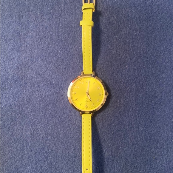 Lime green Quartz Watch - Picture 4 of 4